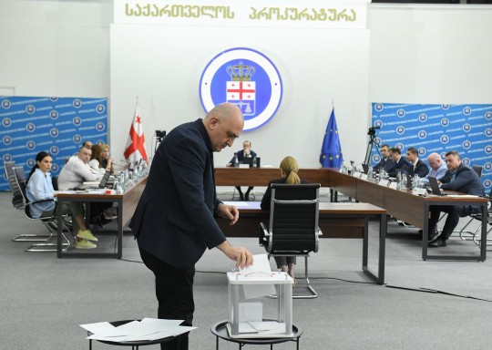 საპროკურორო საბჭომ საქართველოს გენერალური პროკურორობის სამი კანდიდატი შეარჩია